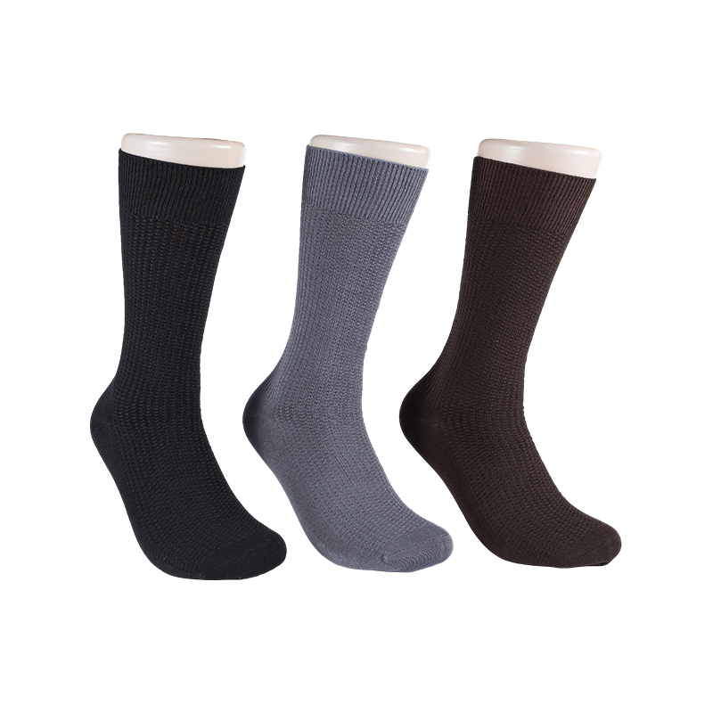 Tất cotton nam được làm bóng